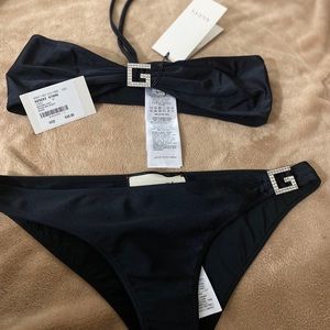 Gucci baiting suit